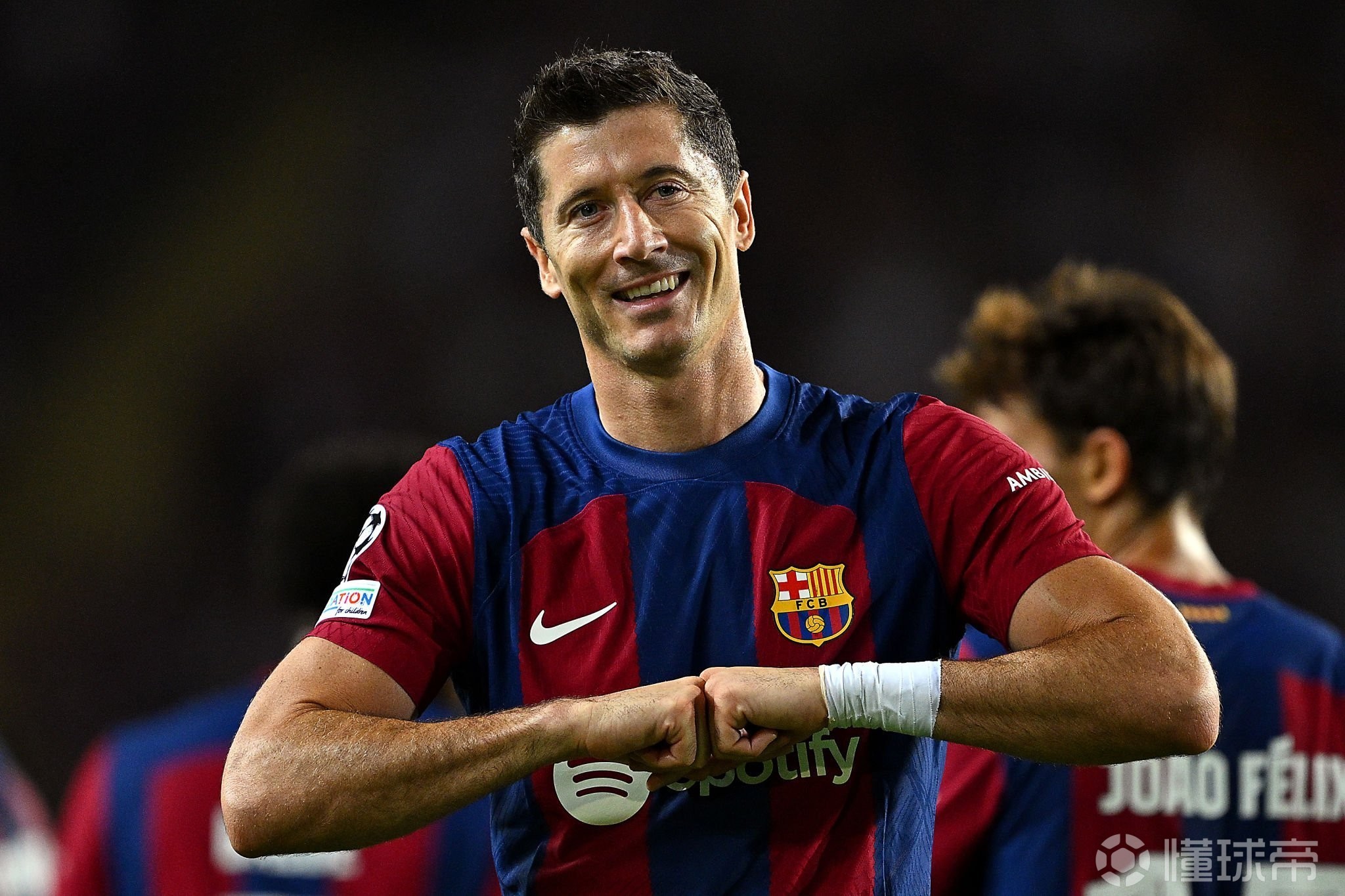 关于里程碑夜！克里夫兰骑士扳平良机；欧联国际比赛日刷纪录；气氛紧张；数据趋势出现新变化的信息