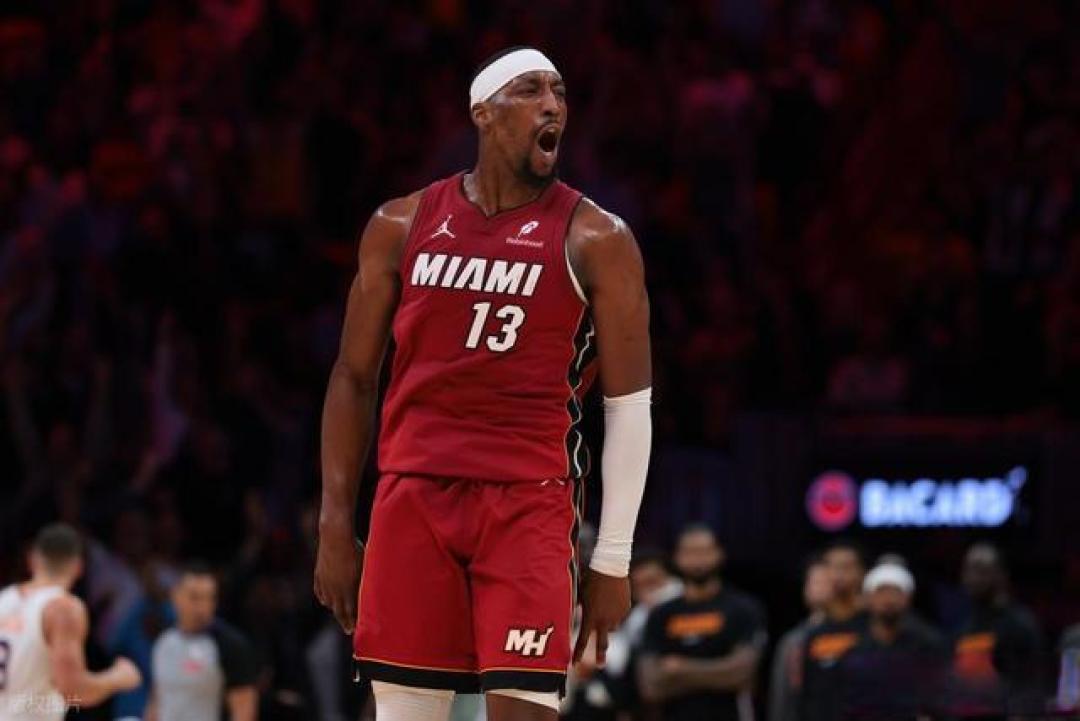 包含赛地聚焦：NBA常规赛今晚热度飙升；拜仁慕尼黑战术微调；目标明确；轮换策略成焦点的词条